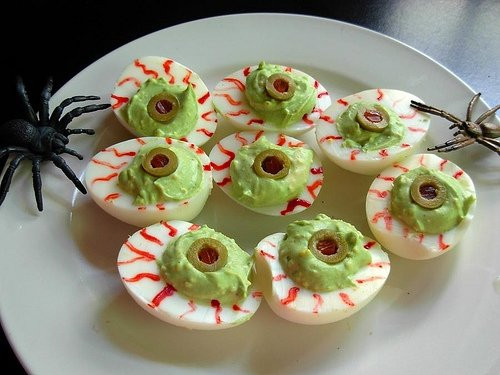 Halloween Deviled Eggs Eyeballs
 iLivediLoved October 2012