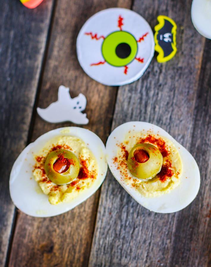 Halloween Deviled Eggs Eyeballs
 Paleo Deviled Egg Eyeballs and Spooky Snacks