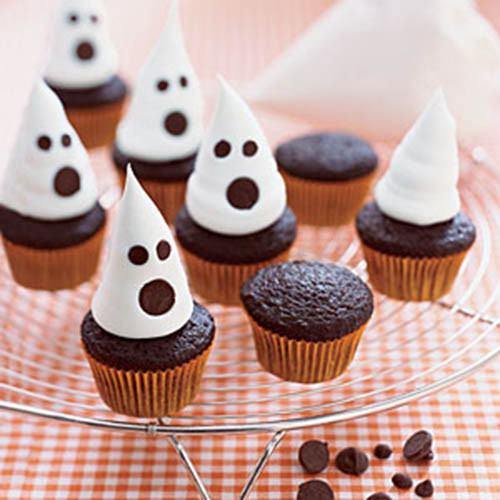 Halloween Ghost Cupcakes
 15 Halloween Ghost Desserts B Lovely Events