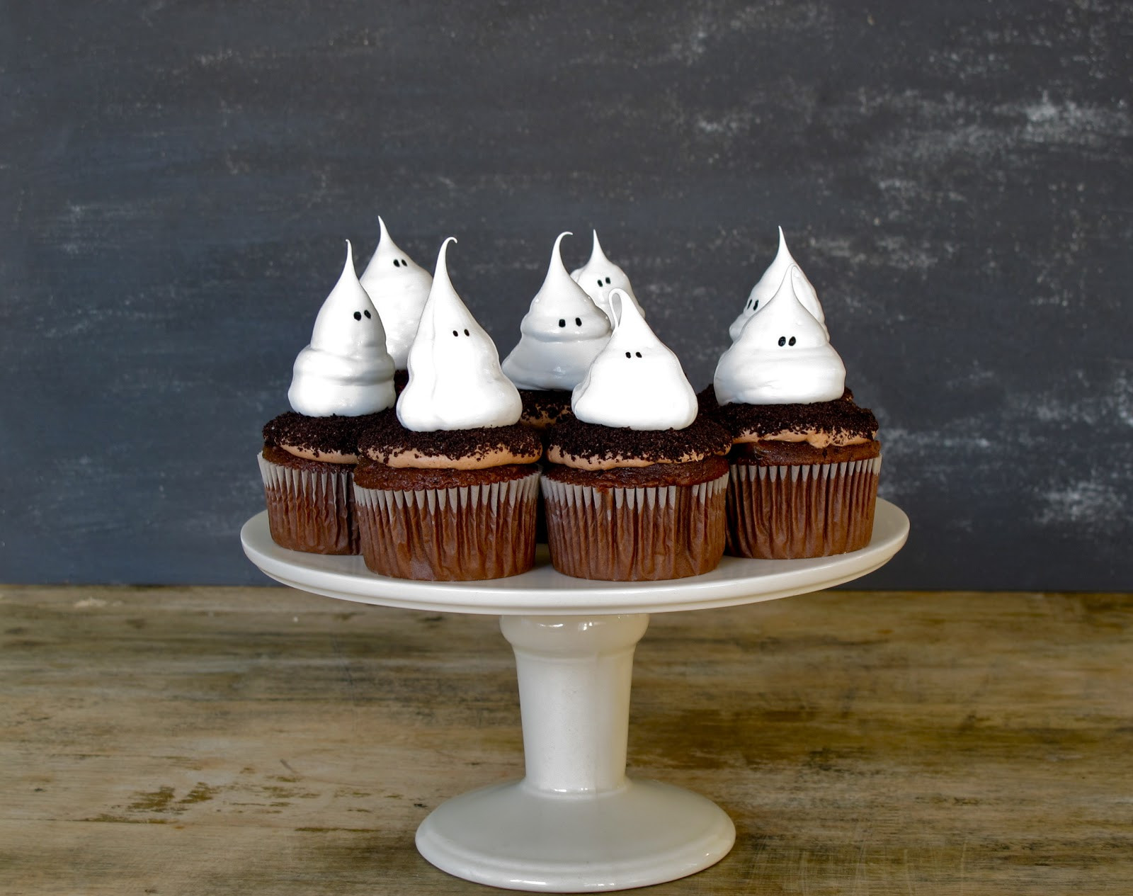 Halloween Ghost Cupcakes
 Jenny Steffens Hobick Halloween Cupcakes