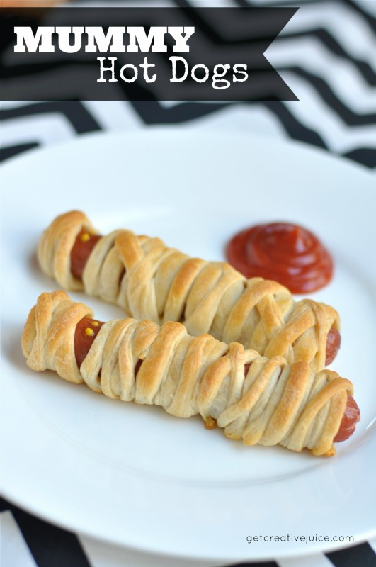 Halloween Mummy Hot Dogs
 Easy Halloween Mummy Hot Dogs for Kids