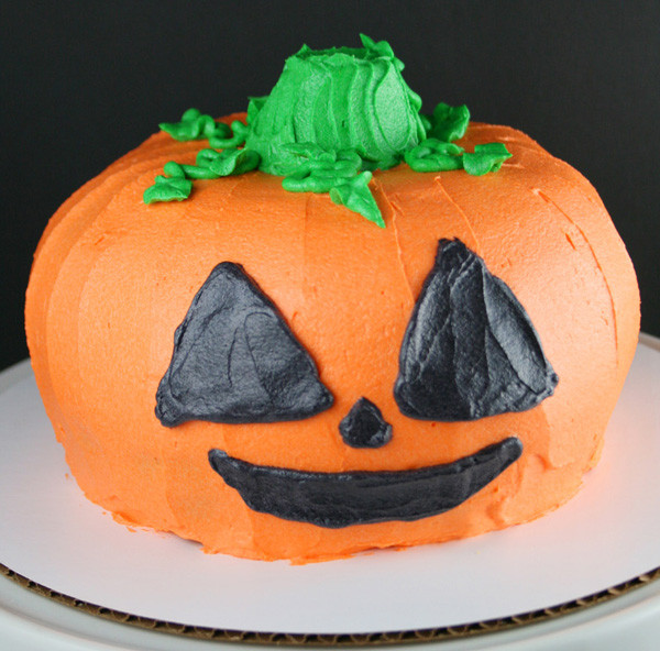 Halloween Pumkin Cakes
 Halloween Pumpkin Cake Mom Loves Baking