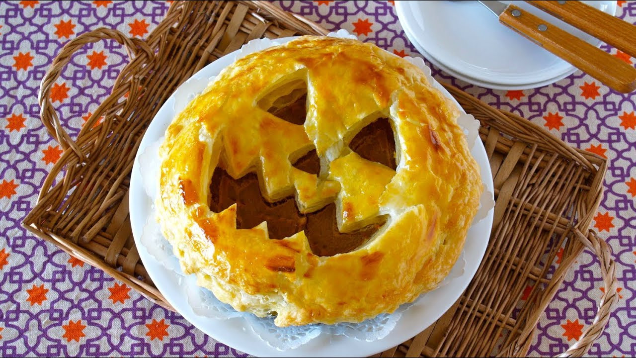 Halloween Pumpkin Pie
 How to Make Halloween Jack o Lantern Pumpkin Pie Recipe