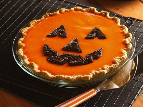Halloween Pumpkin Pie
 Halloween pie Halloween