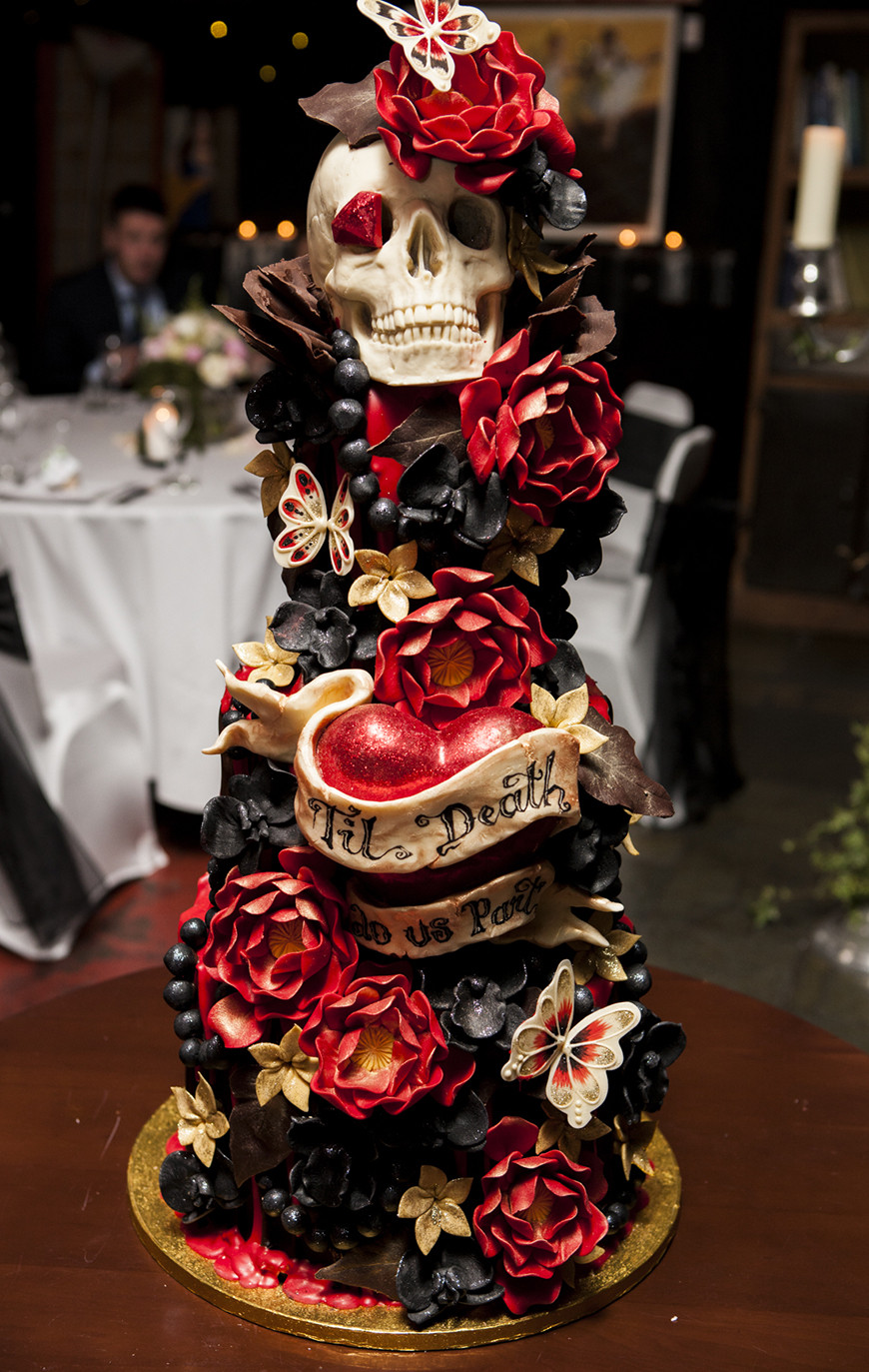 Halloween Wedding Cakes Ideas
 23 Halloween Wedding Cakes