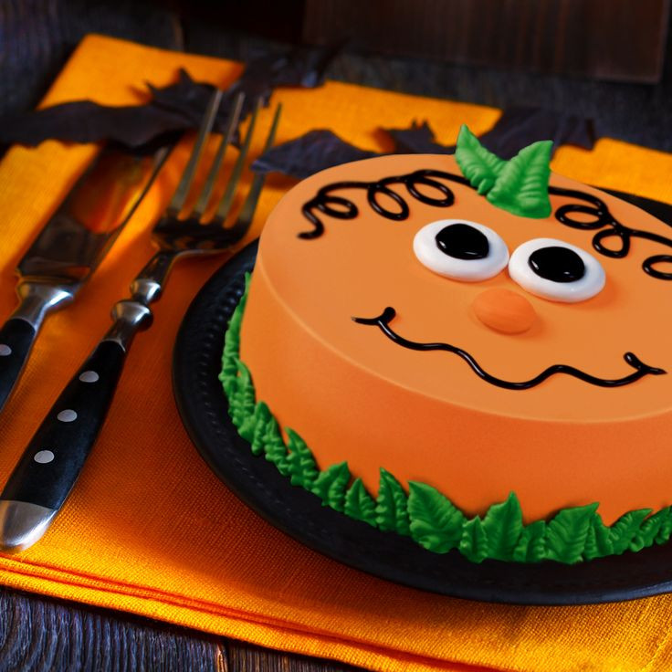 Homemade Halloween Cakes
 Celebrate fall with a seasonally designed DAIRY QUEEN Cake