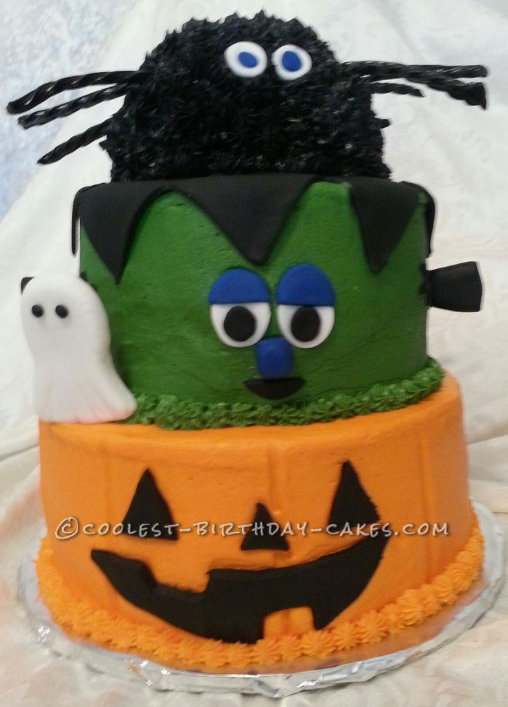 Homemade Halloween Cakes
 Coolest 3 Tier Halloween Party Cake