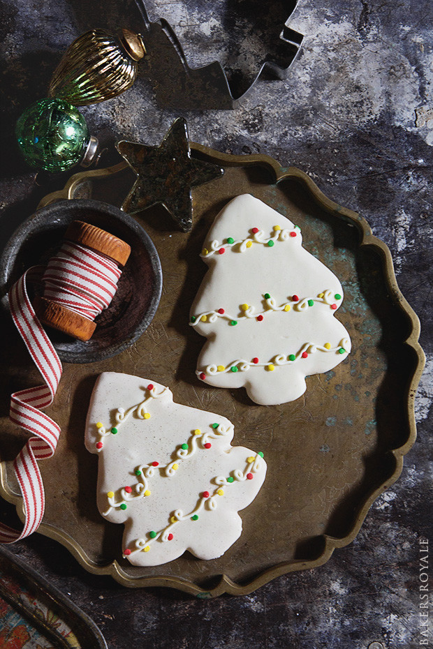 Iced Christmas Cookies
 Decorated Christmas Tree Cookies