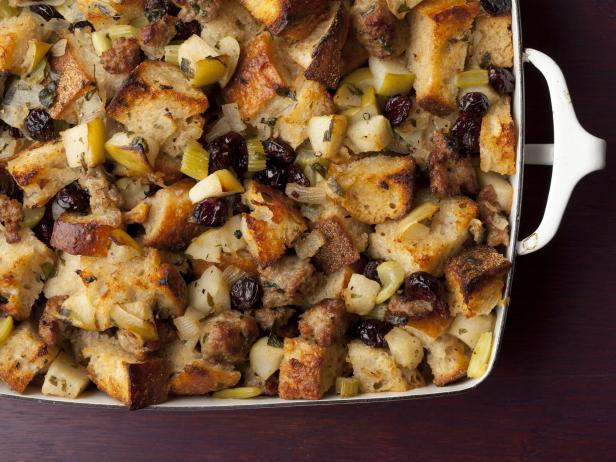 Ina Garten Thanksgiving Gravy Recipe
 Yummy Monday Terrific Thanksgiving Side Dishes — The