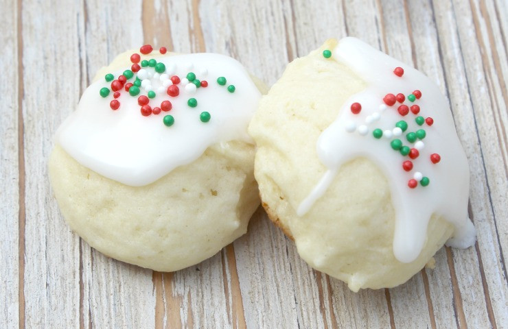 Italian Christmas Cookies Ricotta Cheese
 Vanilla Glazed Ricotta Cheese Cookies