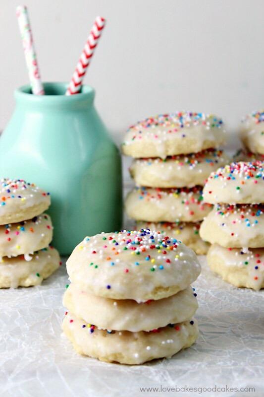 Italian Christmas Cookies Ricotta Cheese
 Italian Ricotta Cookies