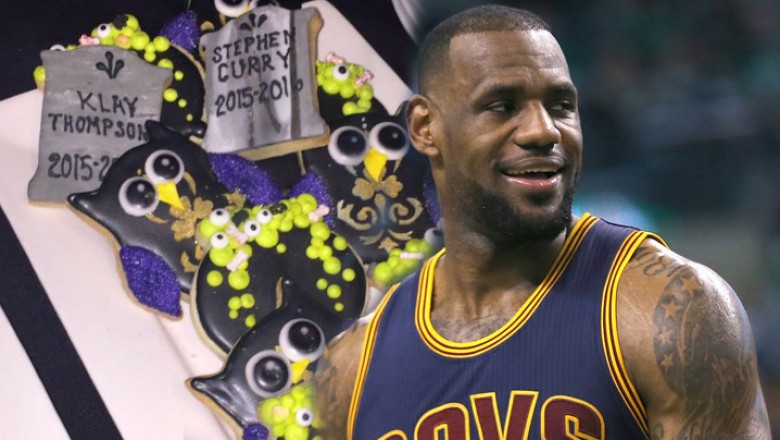 Lebron Halloween Cookies
 RIP Steph Curry LeBron disses Warriors stars on cookie