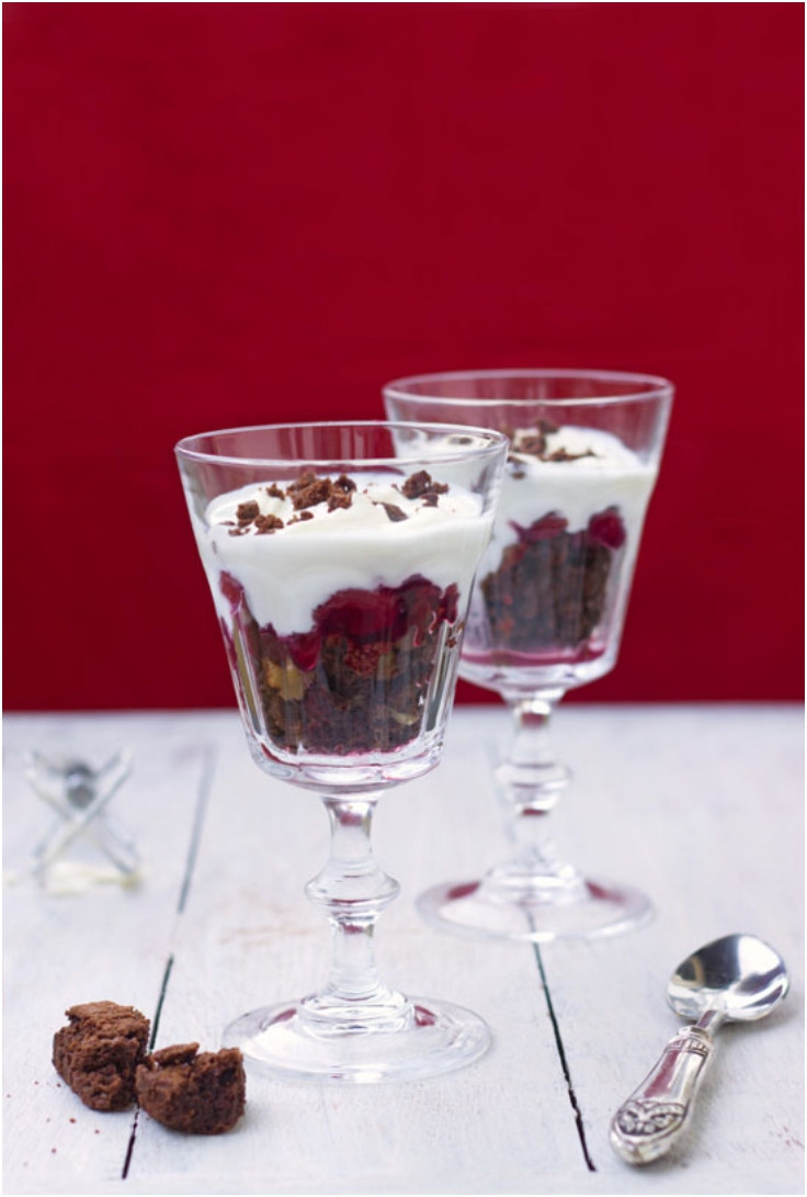 Light Christmas Desserts
 Top 10 Light and Tasty Christmas Desserts In A Cup Top