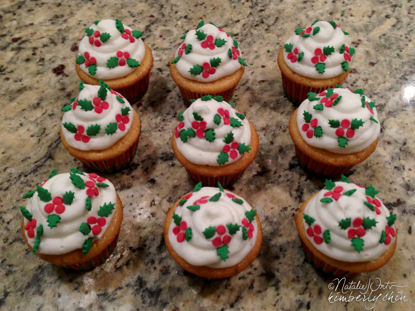 Mini Christmas Cup Cakes
 Mini Christmas Cupcakes by Kim and Nat