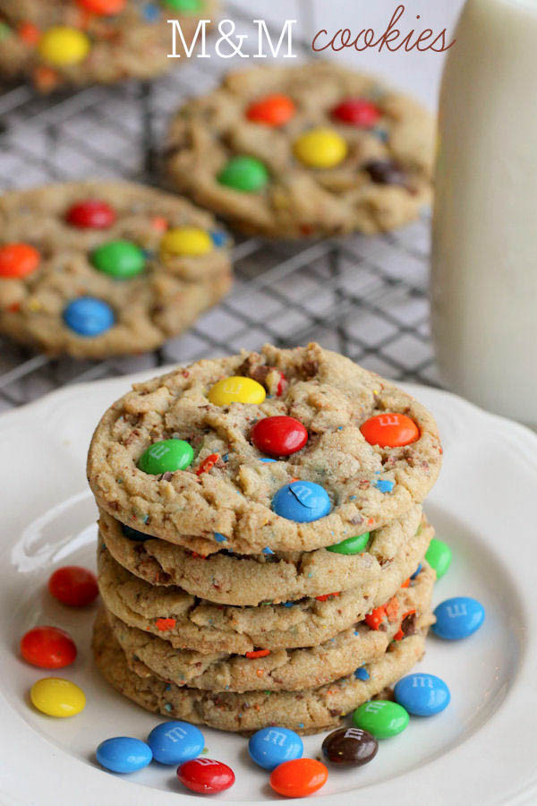 Mm Christmas Cookies
 BEST M&M Cookies Recipe