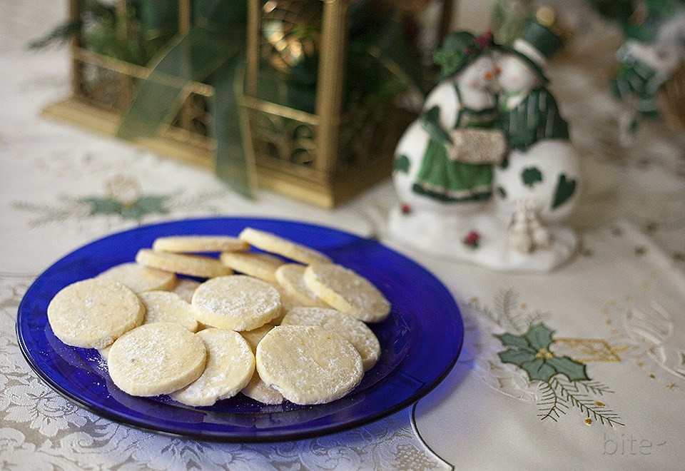 New Christmas Cookies Recipes
 a new Christmas cookie recipe bite