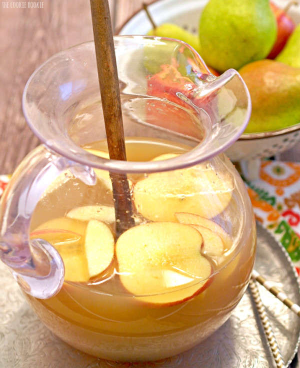Non Alcoholic Thanksgiving Drinks
 Apple Pie Punch Cocktails DrinkWire