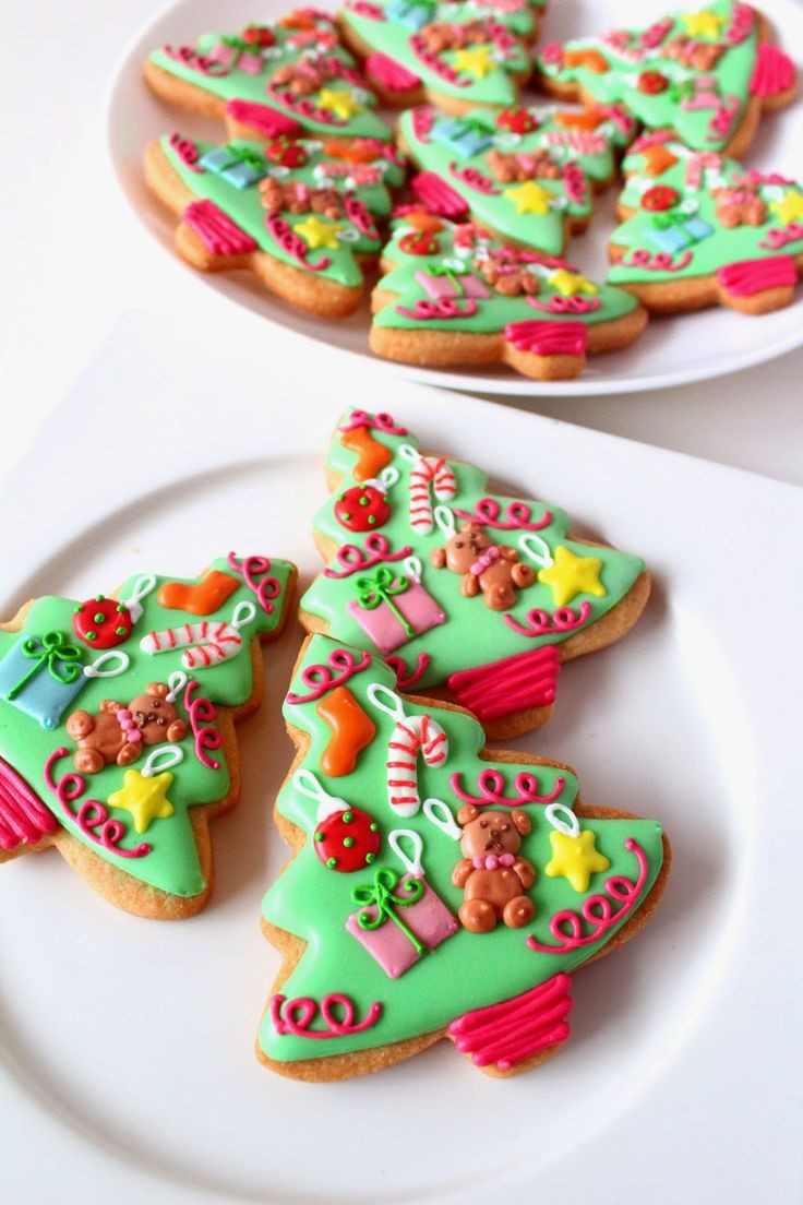 Pictures Of Christmas Cookies Decorated
 Best 25 Decorated christmas cookies ideas on Pinterest