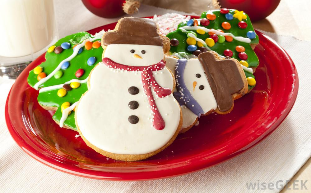 Plate Of Christmas Cookies
 What are Some Traditional Christmas Foods with pictures