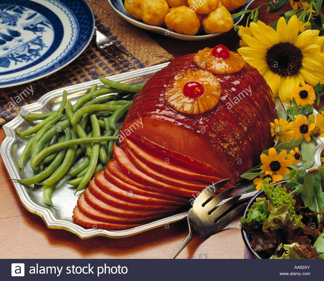 Pre Cooked Thanksgiving Dinner
 Fully Cooked Whole Spiral Ham Dinner Platter Garnish