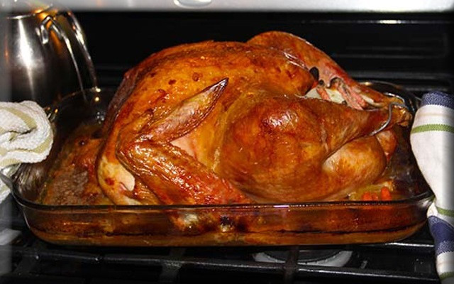 Prepare Turkey For Thanksgiving
 THANKSGIVING How to prepare and cook turkey