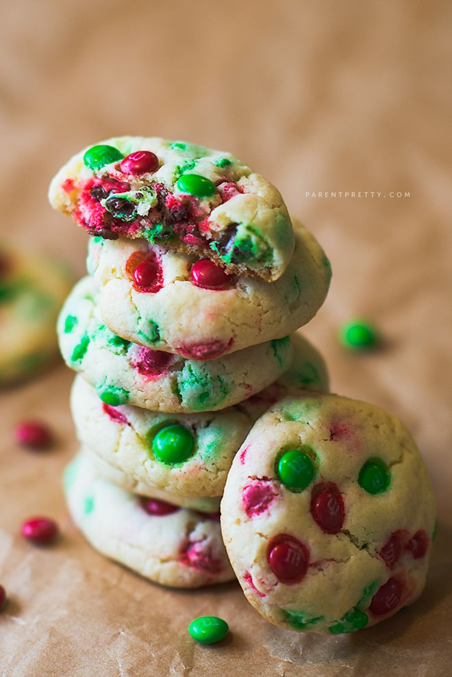 Quick Easy Christmas Cookies
 Holiday cake mix cookies Recipe