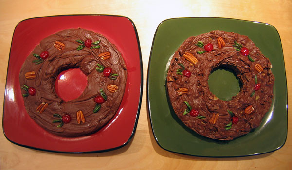 Rachael Ray Christmas Fudge Wreath
 Five Minute Goober and Raisinette Fudge Wreath Rachael