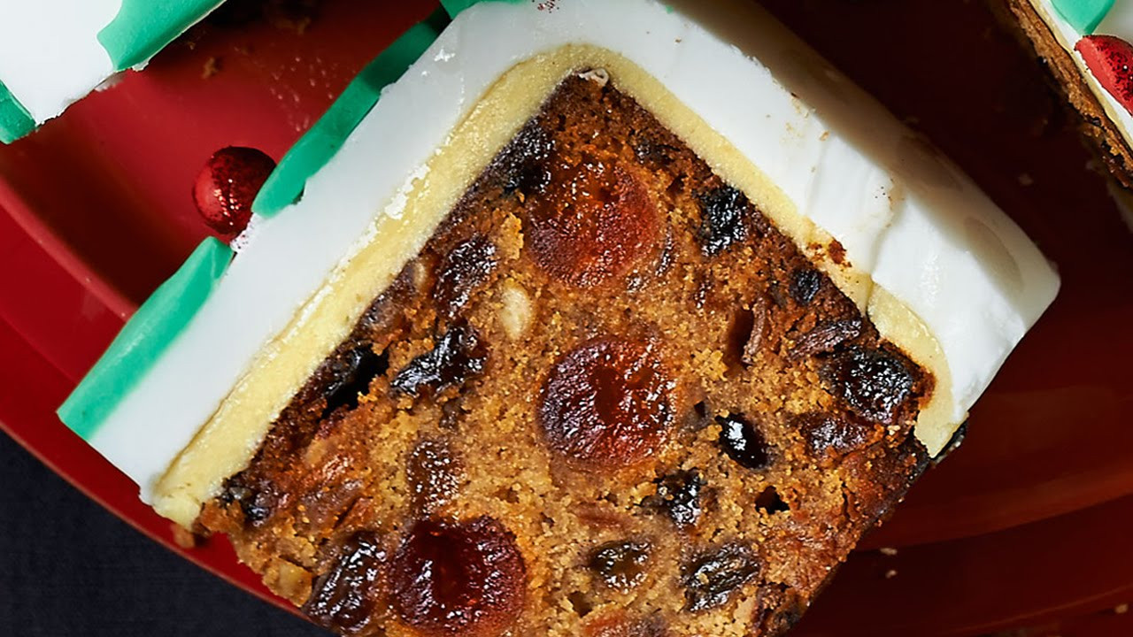 Recipes For Christmas Cake
 Christmas Cake Recipe Xmas Cake Recipe Easy Fruit Cake