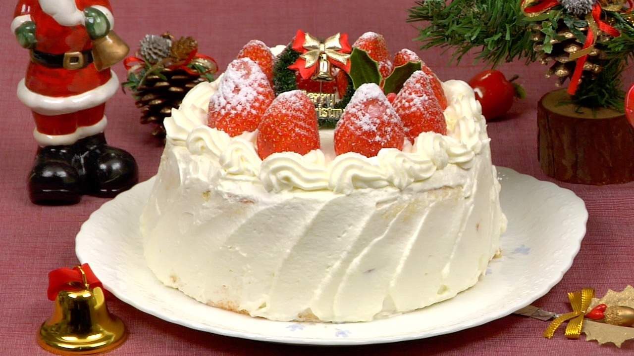 Recipes For Christmas Cakes
 Christmas Cake Recipe Strawberry Sponge Cake – Cooking
