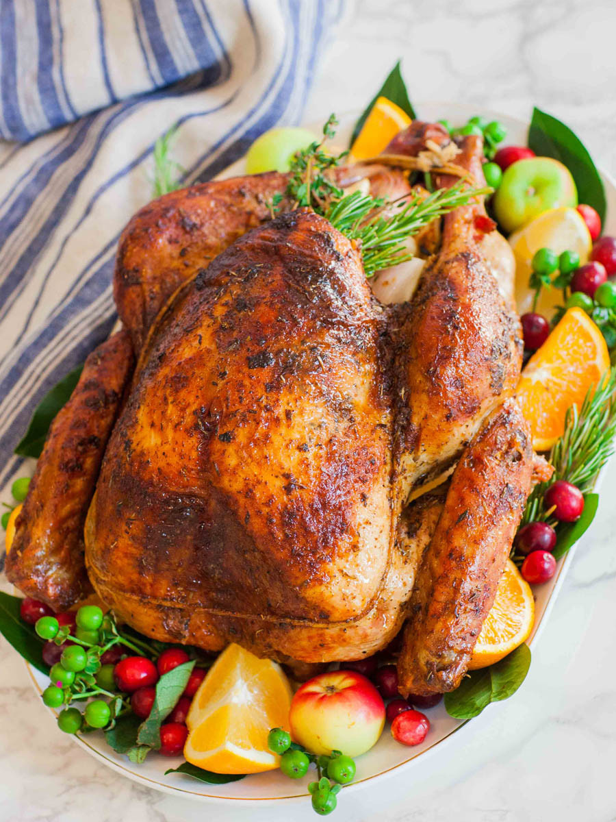 Recipes For Thanksgiving Turkey
 Garlic Butter Thanksgiving Turkey With Gravy Tatyanas