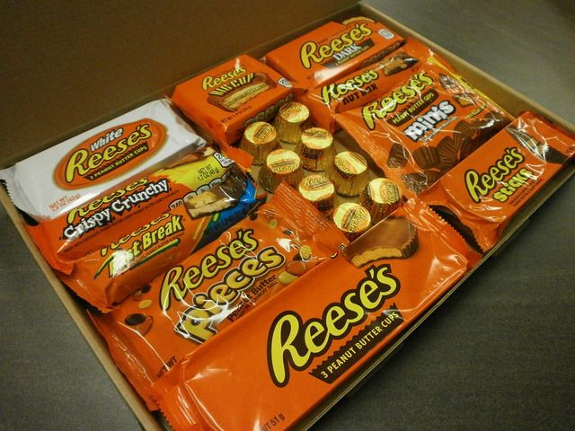 Reese'S Christmas Candy
 Reese s American Candy Gift Box Gift Set American