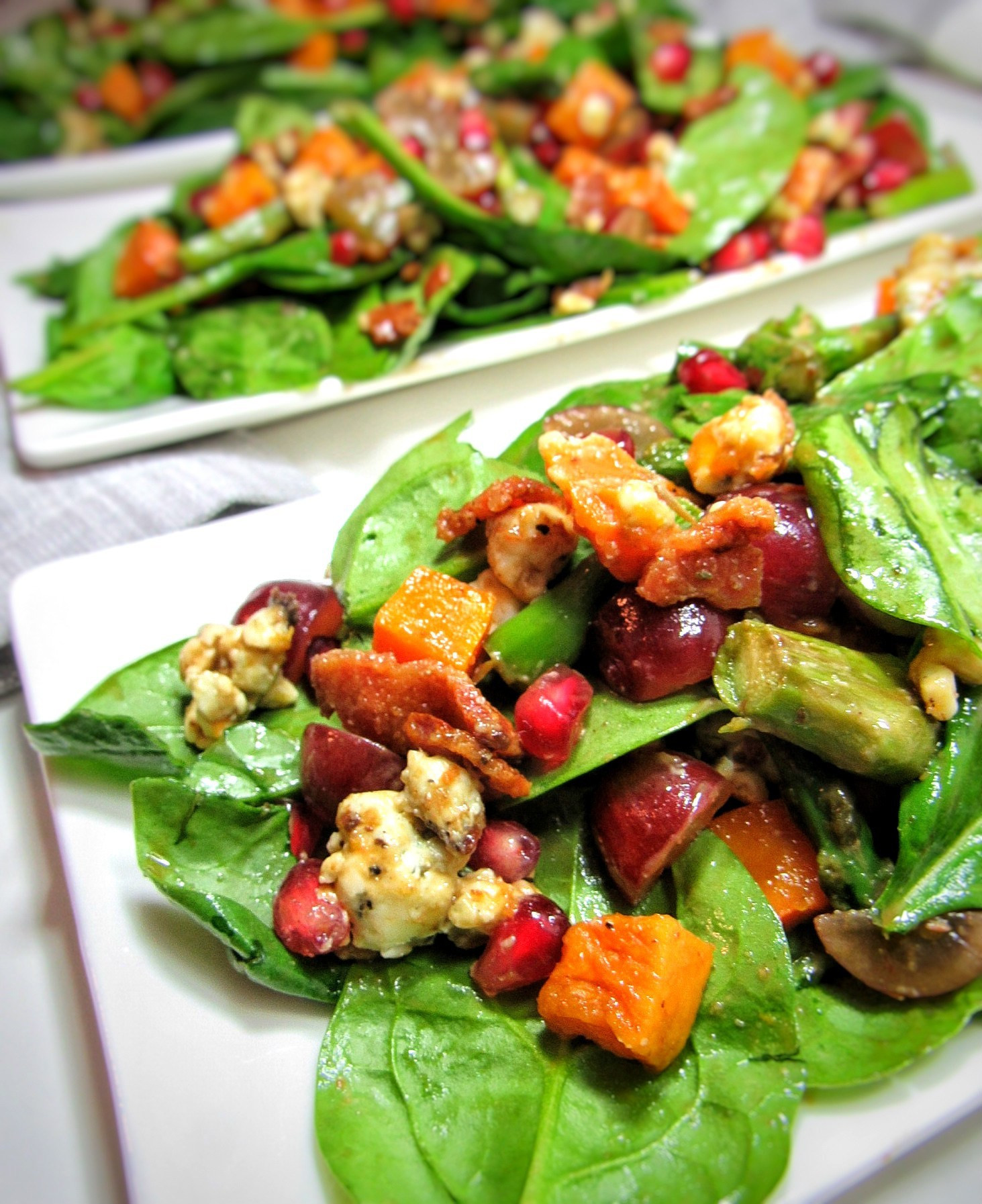 Salad For Thanksgiving Dinner
 Thanksgiving Dinner Salad with Butternut Squash bits and