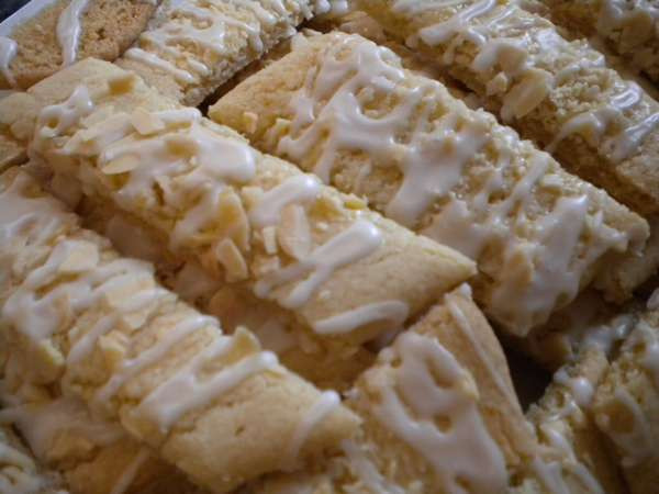 Scandinavian Christmas Cookies
 Christmas Cookie Palooza Scandinavian almond bars