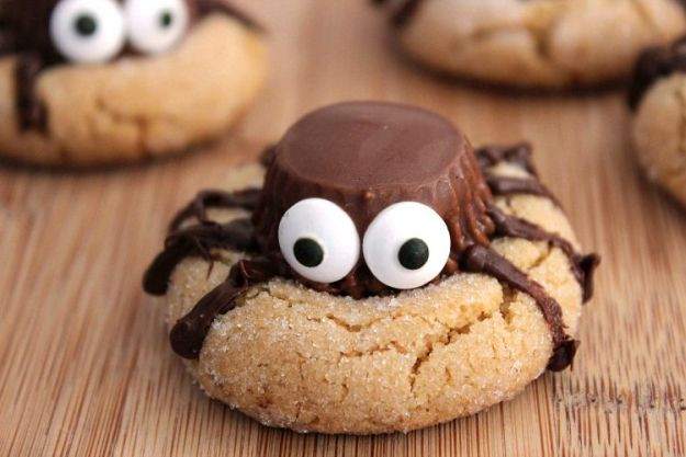 Scary Halloween Cookies
 Halloween Party Food Ideas For Your Little Monsters
