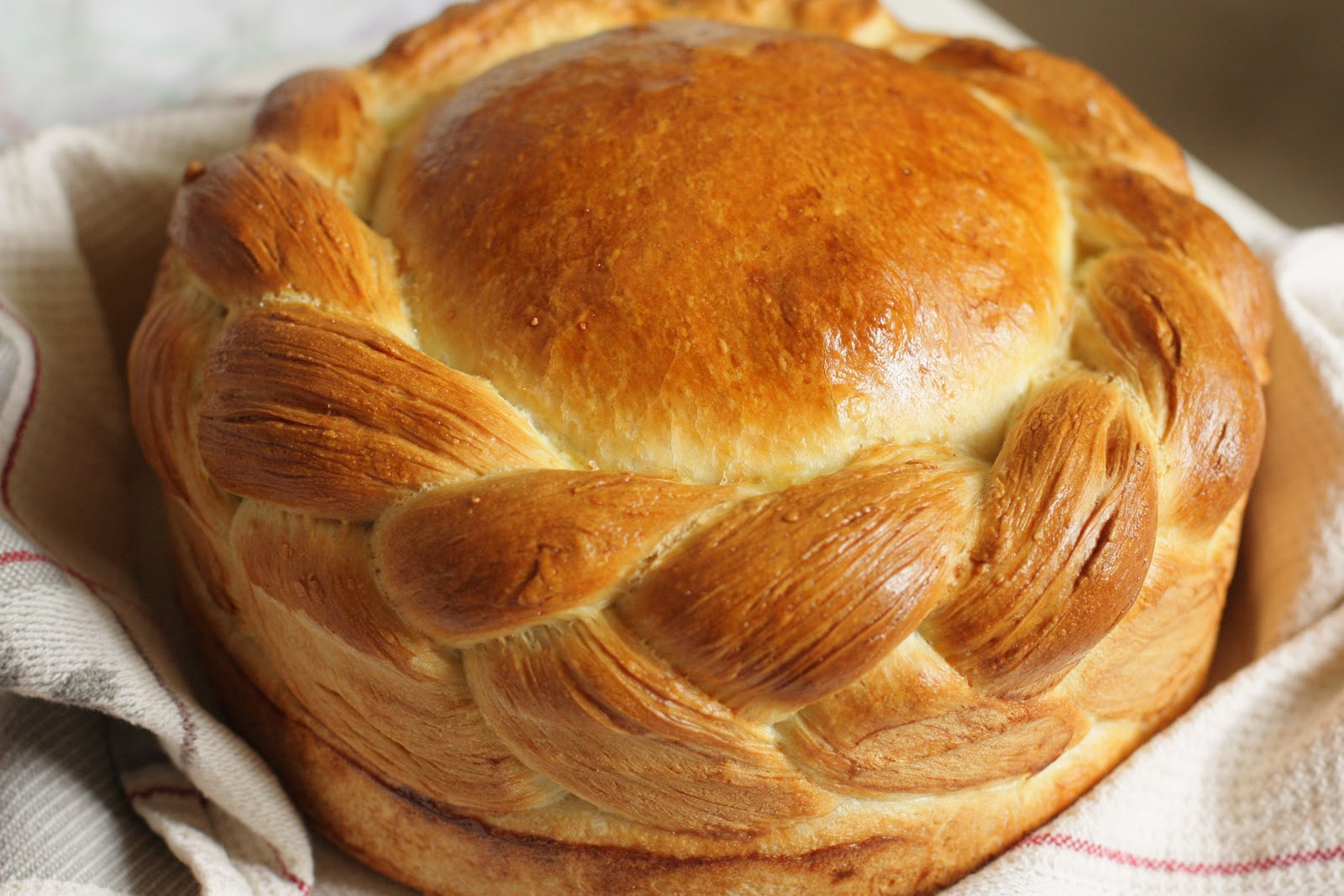 Serbian Christmas Bread
 Dolce Fooda Christmas Bread Česnica