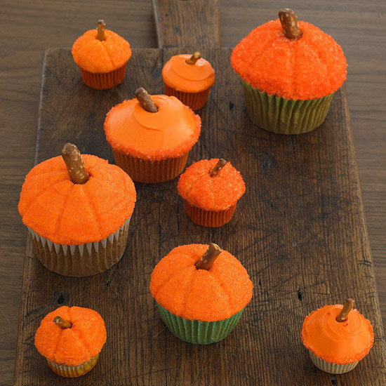 Simple Halloween Cupcakes
 50 Halloween Treats