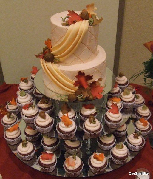 Small Fall Wedding Cakes
 25 best ideas about Fall Wedding Cupcakes on Pinterest