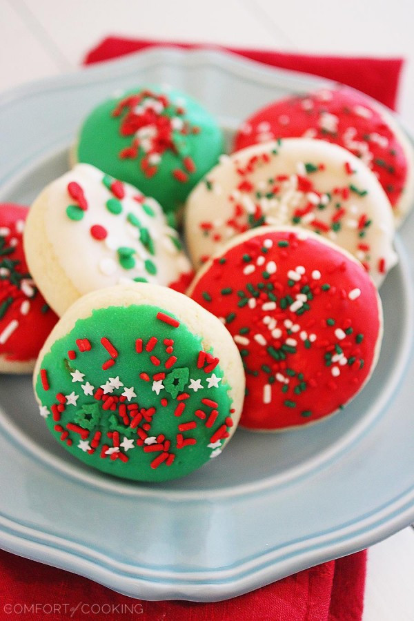 Soft Christmas Sugar Cookies
 Soft Frosted Lofthouse Style Cookies