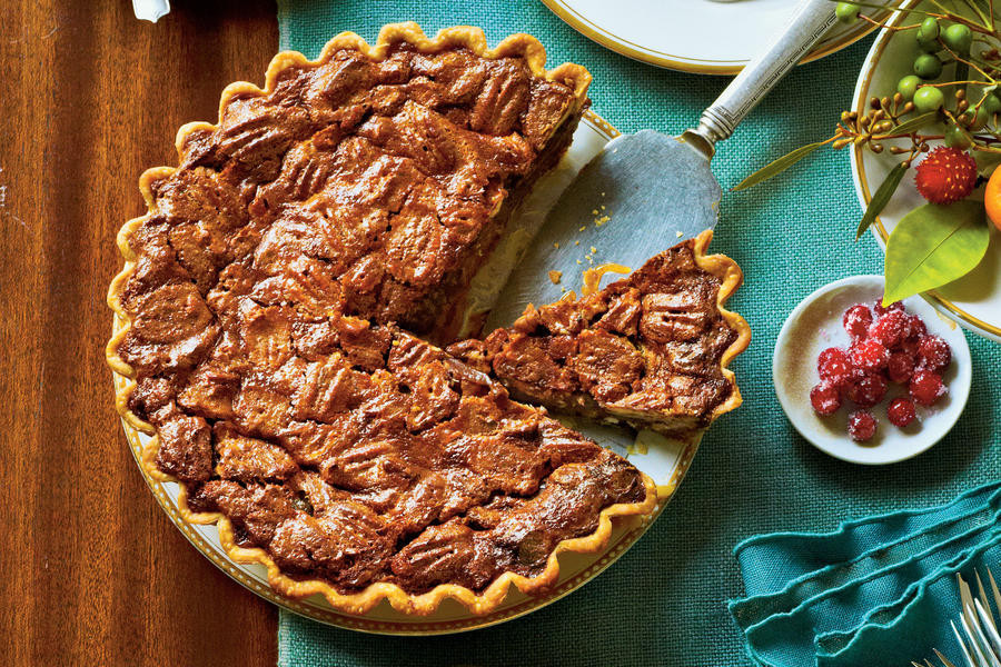 Southern Thanksgiving Desserts
 Chocolate Caramel Pecan Pie Splurge Worthy Thanksgiving