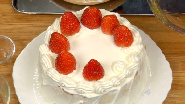 Strawberry Christmas Cake
 Christmas Cake Recipe Strawberry Sponge Cake – Cooking
