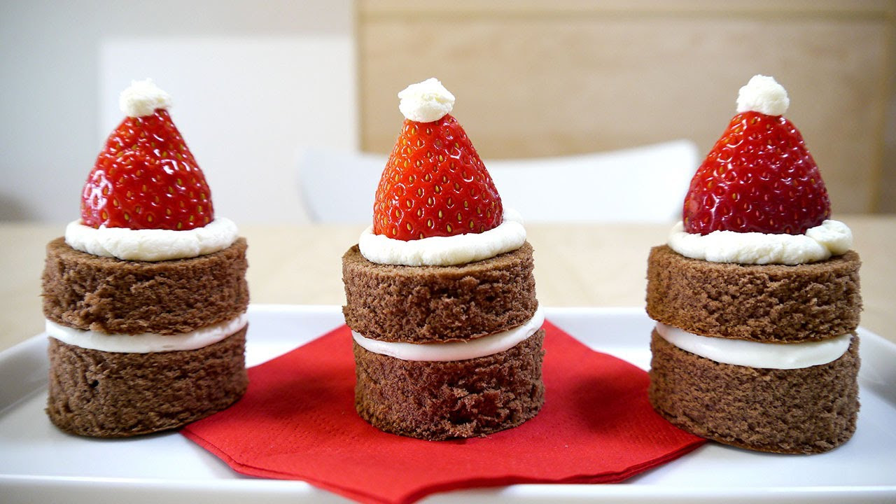 Strawberry Christmas Cake
 Christmas Cake Strawberry Santa Claus Hats いちご サンタさんの帽子ケーキ