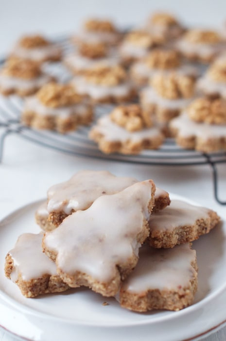 Swiss Christmas Cookies
 Swiss Walnut Christmas Cookies – Eat Little Bird