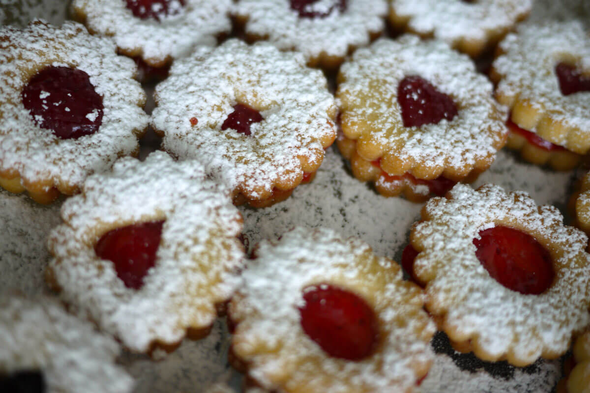 Swiss Christmas Cookies
 Our recipe for the "Spitzbuebe" Swiss Christmas Cookie