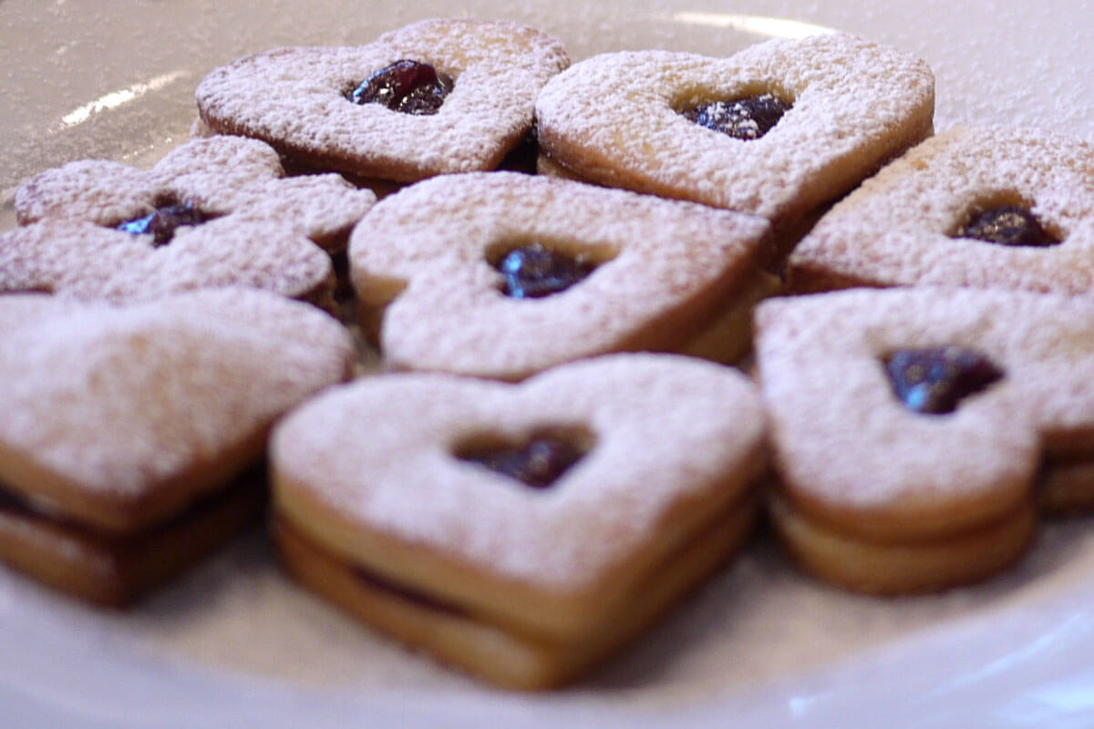 Swiss Christmas Cookies
 Our recipe for the "Spitzbuebe" Swiss Christmas Cookie