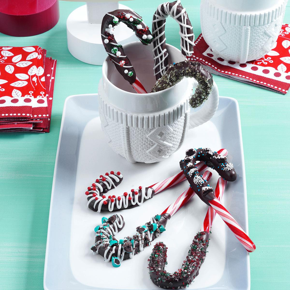 Tastes Like Candy Canes At Christmas
 Chocolate Dipped Candy Canes Recipe