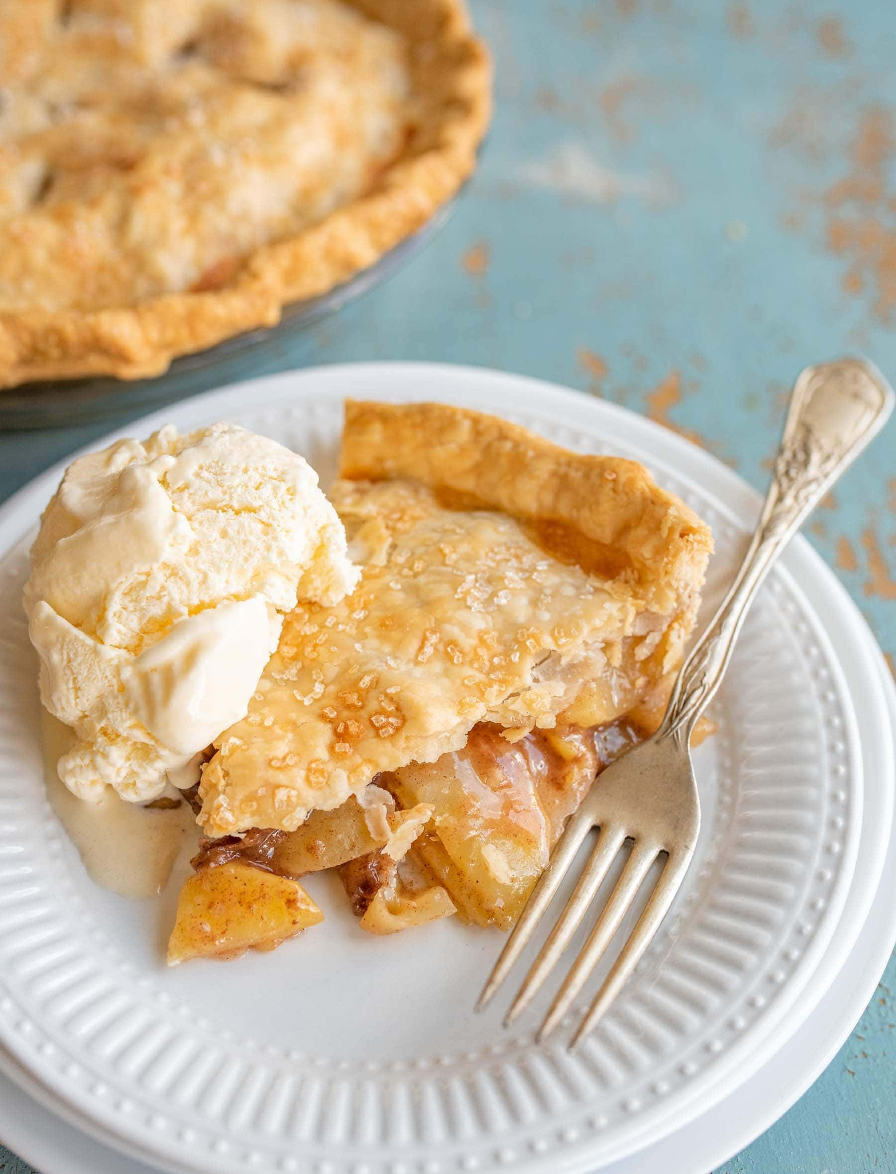 Thanksgiving Apple Pie
 Easy Apple Pie Recipe