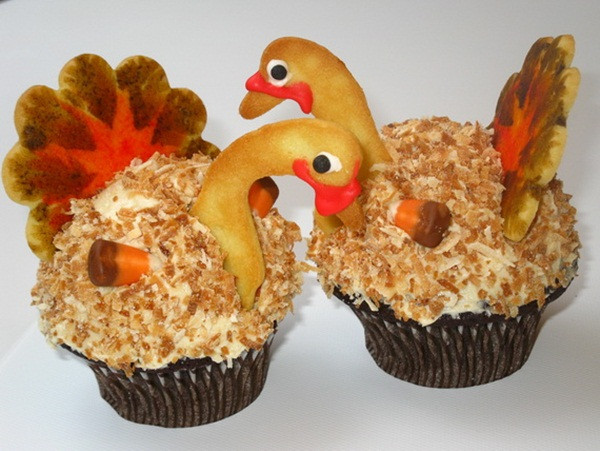 Thanksgiving Cupcakes Decorating Ideas
 Taking the Cake Thanksgiving Cupcake Decorating Ideas