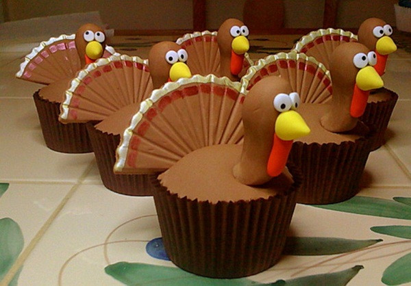 Thanksgiving Cupcakes Decorating Ideas
 Taking the Cake Thanksgiving Cupcake Decorating Ideas