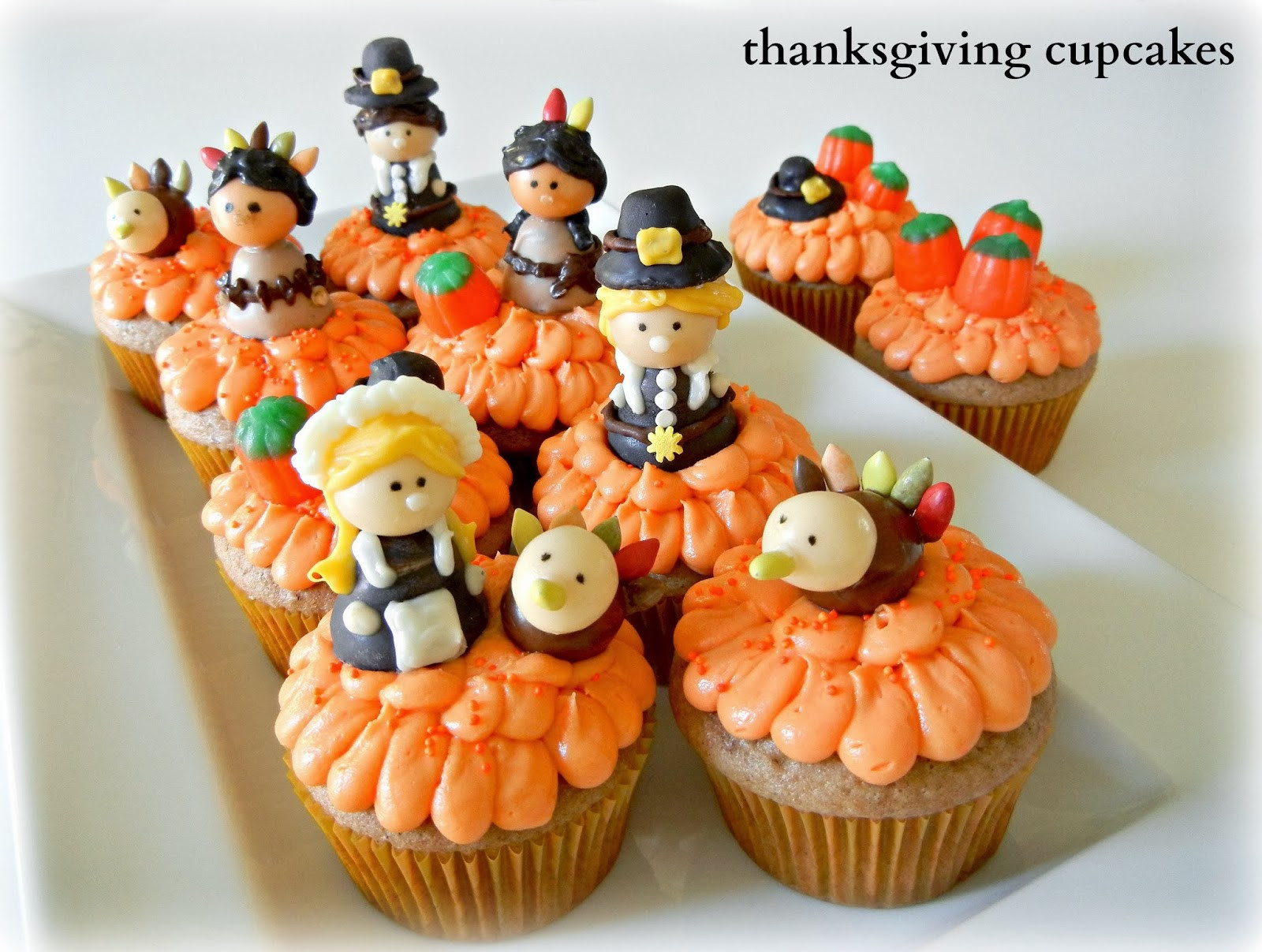 Thanksgiving Cupcakes Decorations
 Sugar Swings Serve Some Thanksgiving Cupcakes with