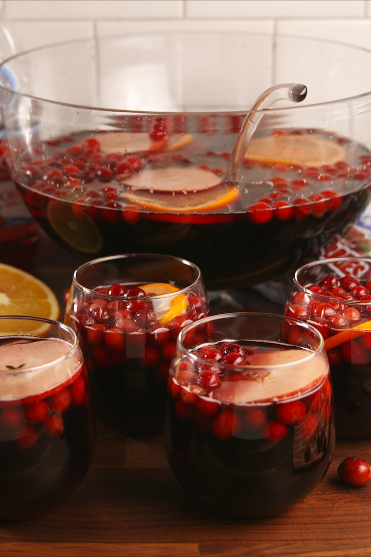 Thanksgiving Drinks Ideas
 30 Best Thanksgiving Cocktails Easy Recipes for